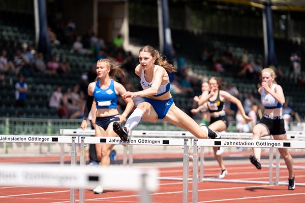 Mayleen Bartz (VfL Stade) ueber 100m Huerden am 03.07.2022 waehrend den NLV+BLV Leichtathletik-Landesmeisterschaften im Jahnstadion in Goettingen (Tag 1)